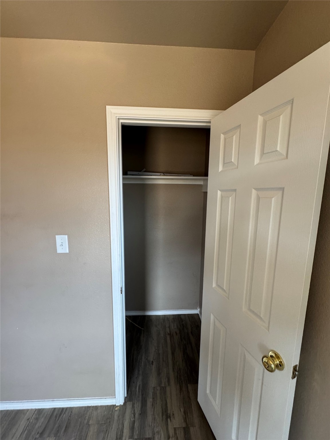 507 49th Street Lubbock, TX 79404 - Photo 17 of 50 a view of an empty room