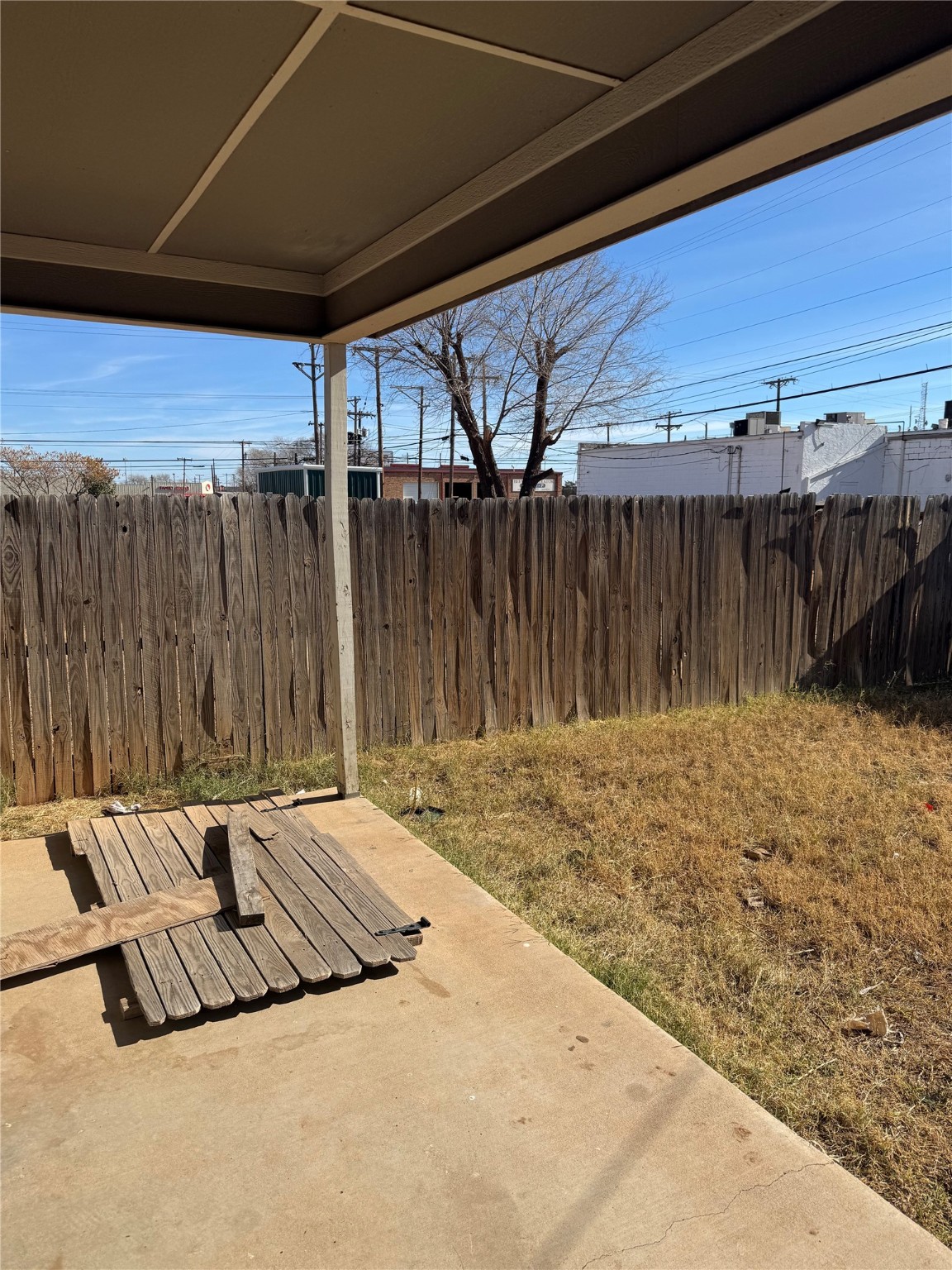 507 49th Street Lubbock, TX 79404 - Photo 40 of 50 a view of a backyard of the house