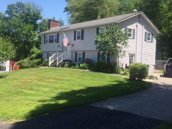 53 Richard Road Marlborough, MA 01752 - Photo 2 of 23 Gallery Image 2