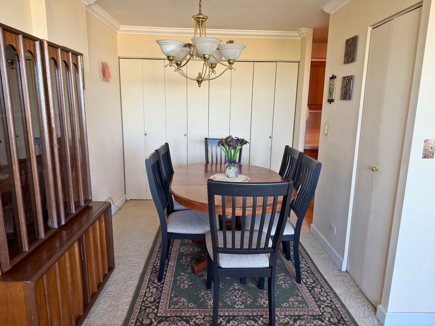 33 North Main Street, Unit 9F Lombard, IL 60148 - Photo 8 of 21
