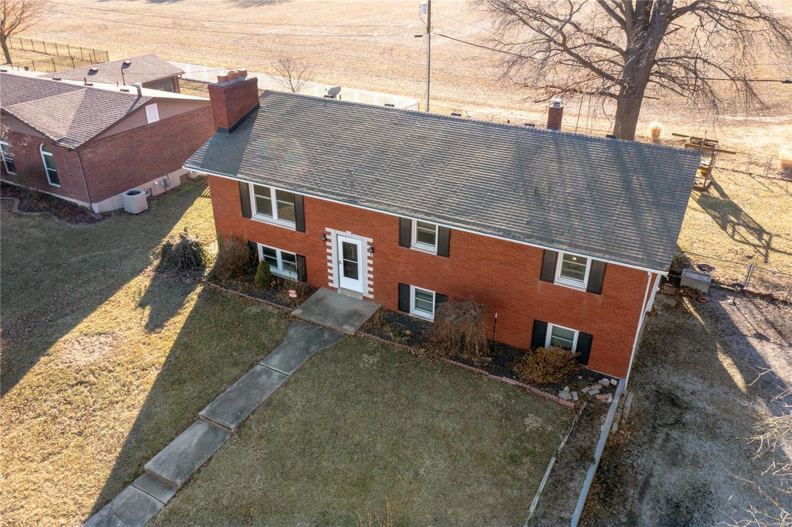 809 James Street Waterloo, IL 62298 - Photo 31 of 34 Gallery Image 31