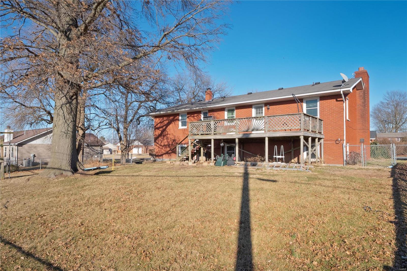 809 James Street Waterloo, IL 62298 - Photo 32 of 34 Gallery Image 32