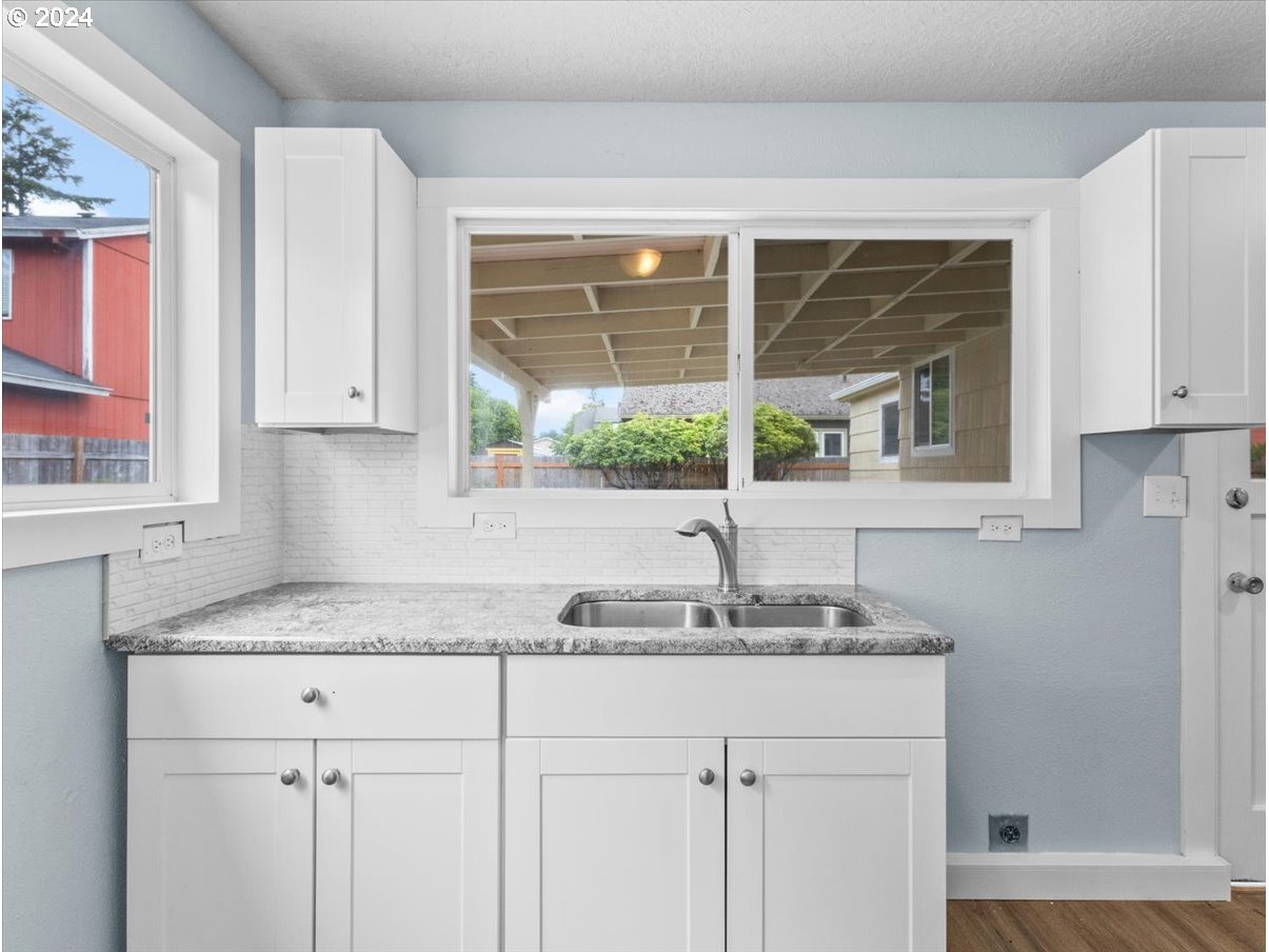 6405 Southeast Reedway Street Portland, OR 97206 - Photo 20 of 33 Gallery Image 20
