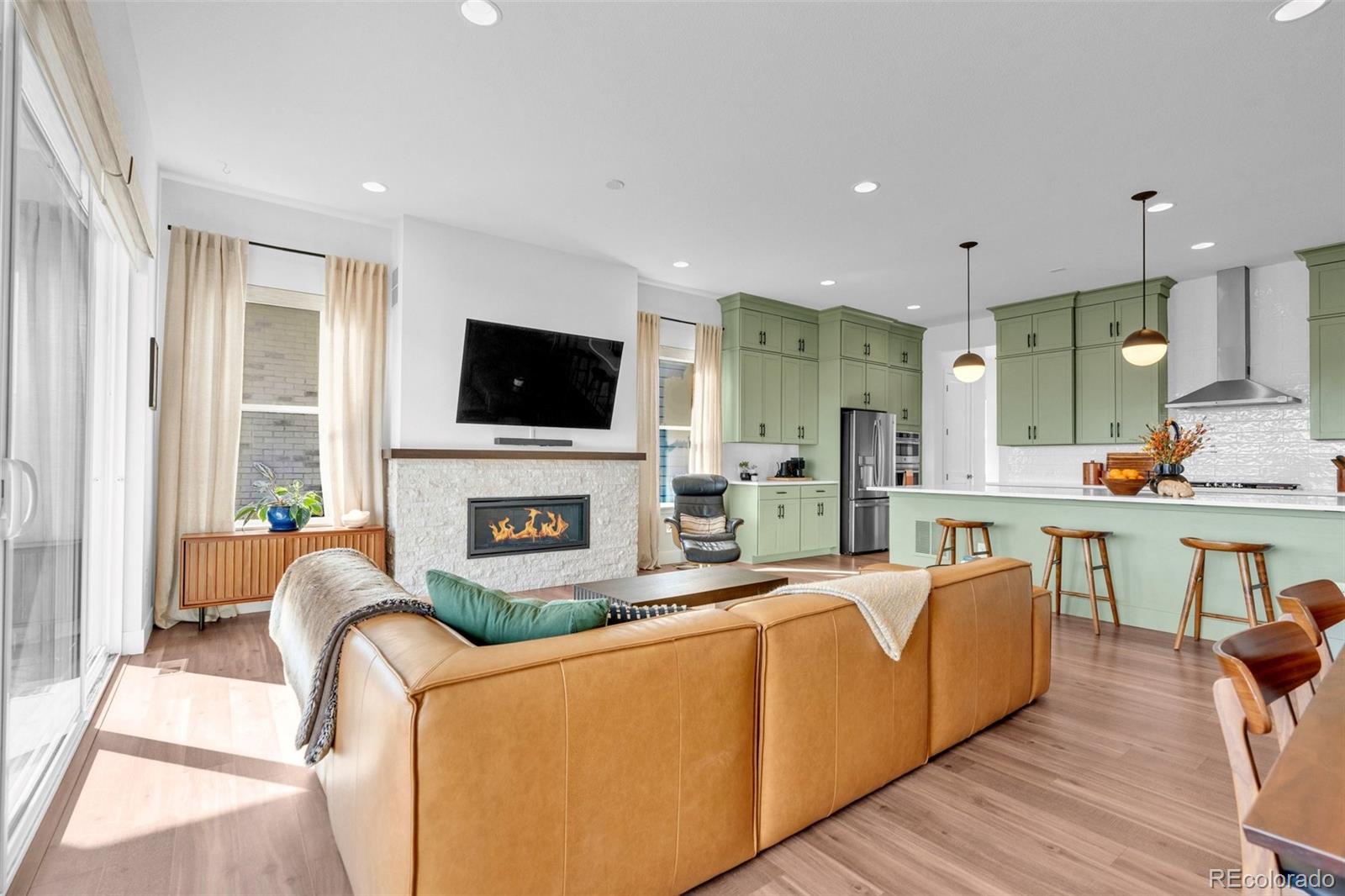 6984 Rim Ridge Drive Castle Pines, CO 80108 - Photo 8 of 50