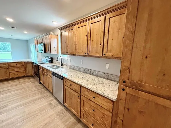 $239,900 | 1712 South Jackson Street, El Dorado Springs, MO 64744