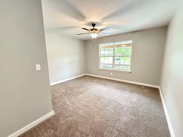 $239,900 | 1712 South Jackson Street, El Dorado Springs, MO 64744