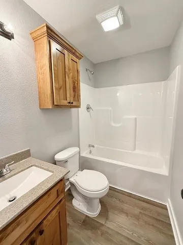 $239,900 | 1712 South Jackson Street, El Dorado Springs, MO 64744