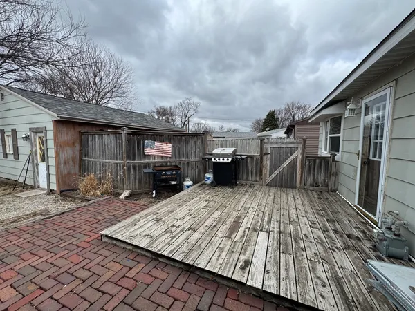 $119,900 | 450 7th St Court East, Milan, IL 61264