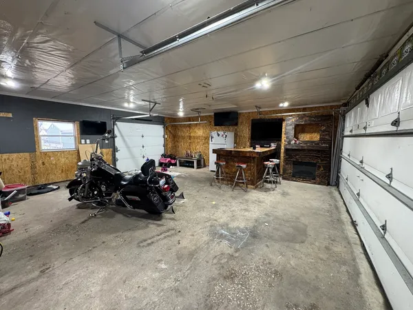 $119,900 | 450 7th St Court East, Milan, IL 61264