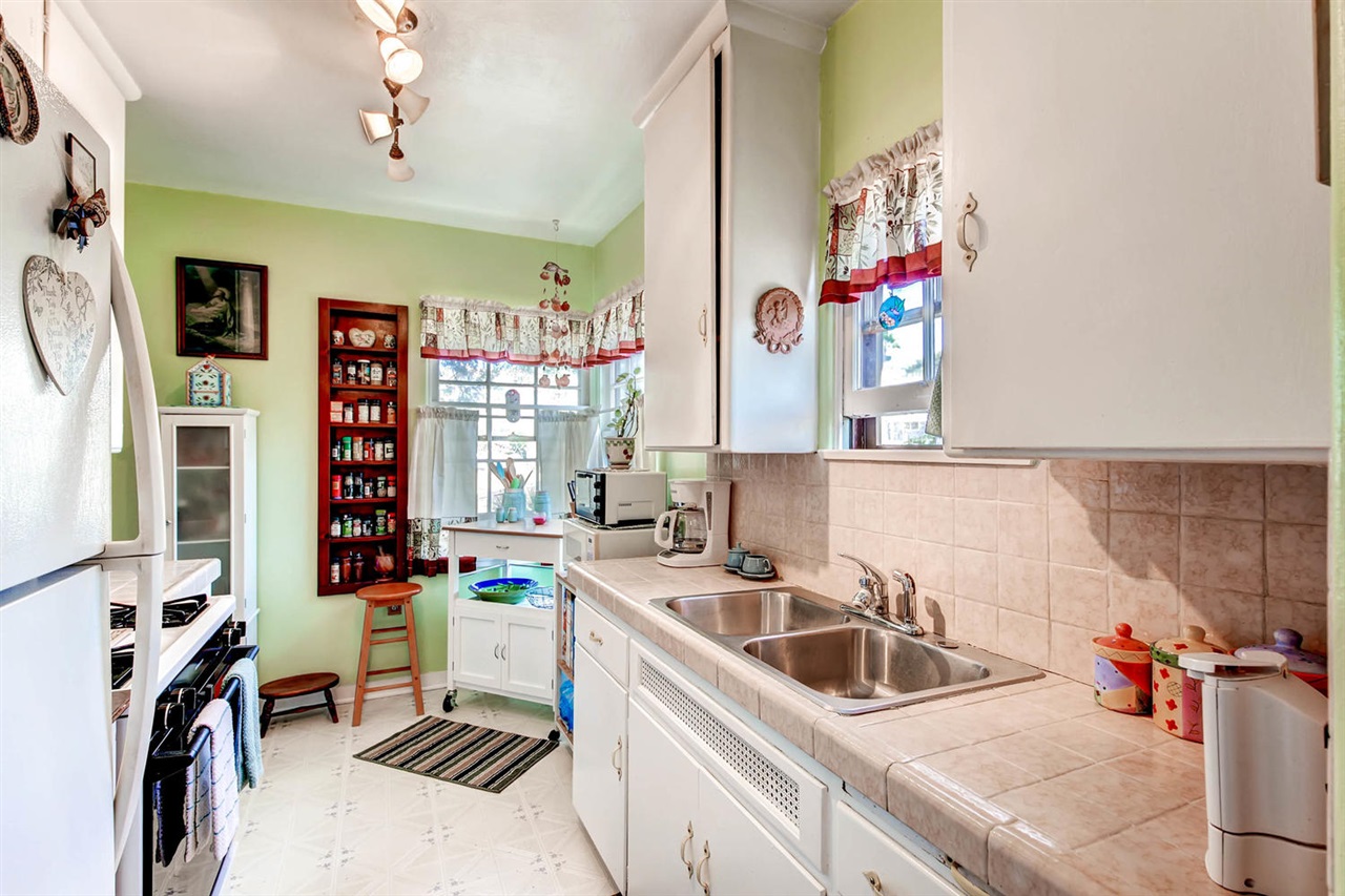 539 Rancho Vista Road Vista, CA 92083 - Photo 11 of 25 Gallery Image 11