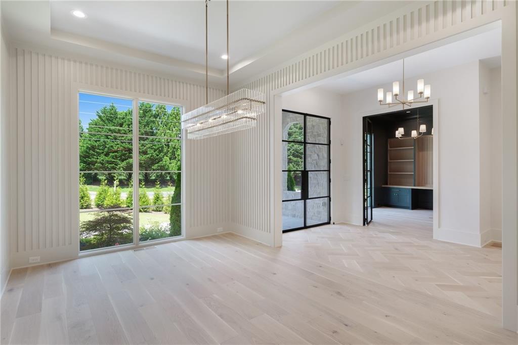 290 Christopher Robin Road Alpharetta, GA 30005 - Photo 8 of 66
