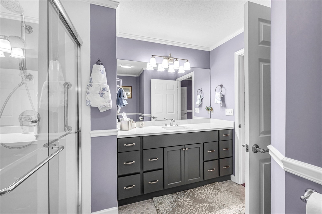 81 Oakhill Circle, Unit 81 Chicopee, MA 01020 - Photo 17 of 34