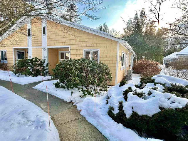 $290,000 | 14 Amoskeag Road, Concord, NH 03301