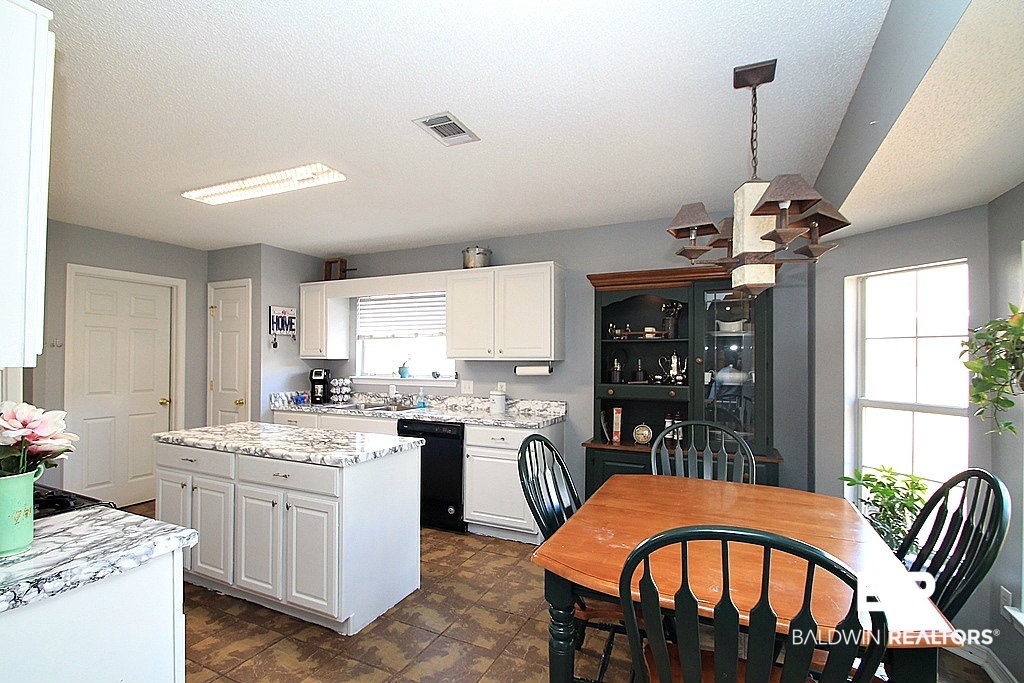 28716 Canterbury Road Daphne, AL 36526 - Photo 5 of 20