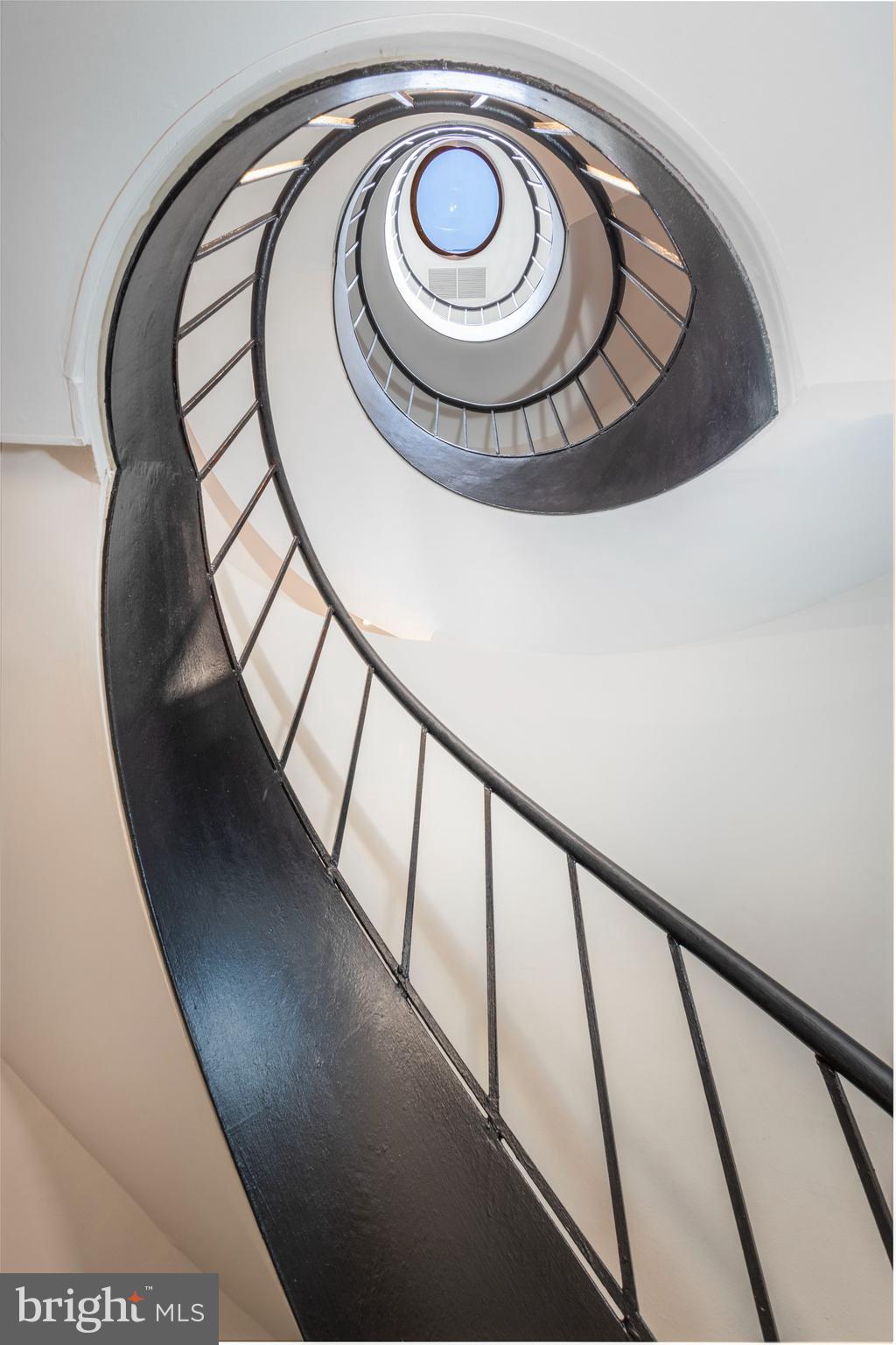 283 Locust Street Philadelphia, PA 19106 - Photo 12 of 33