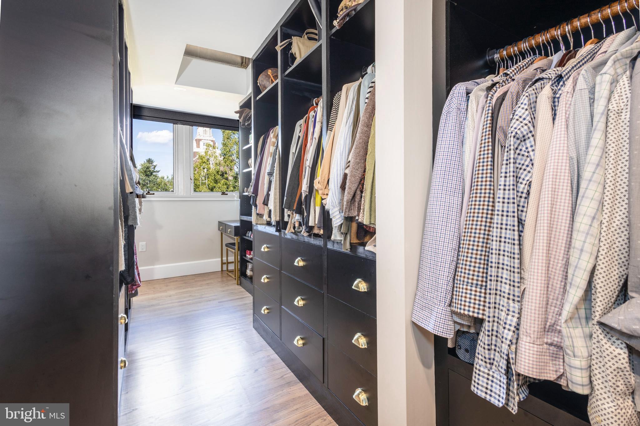 283 Locust Street Philadelphia, PA 19106 - Photo 15 of 33