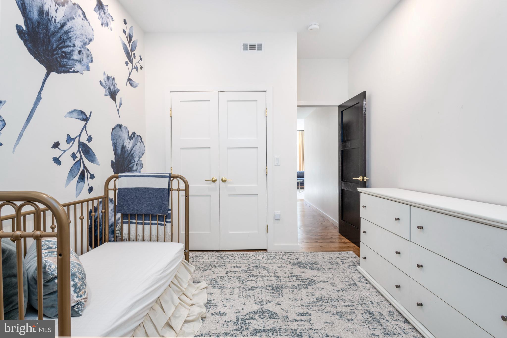 283 Locust Street Philadelphia, PA 19106 - Photo 24 of 33