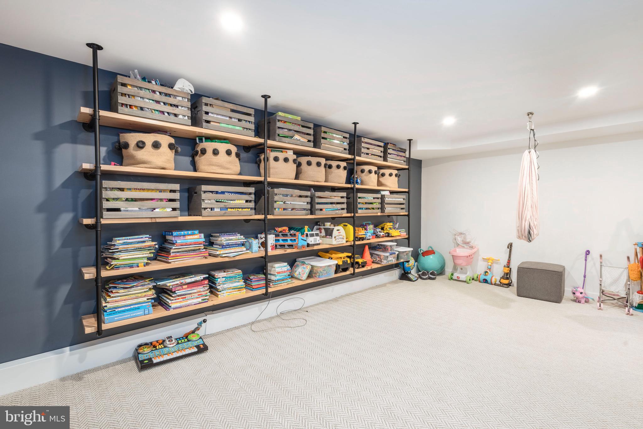 283 Locust Street Philadelphia, PA 19106 - Photo 28 of 33