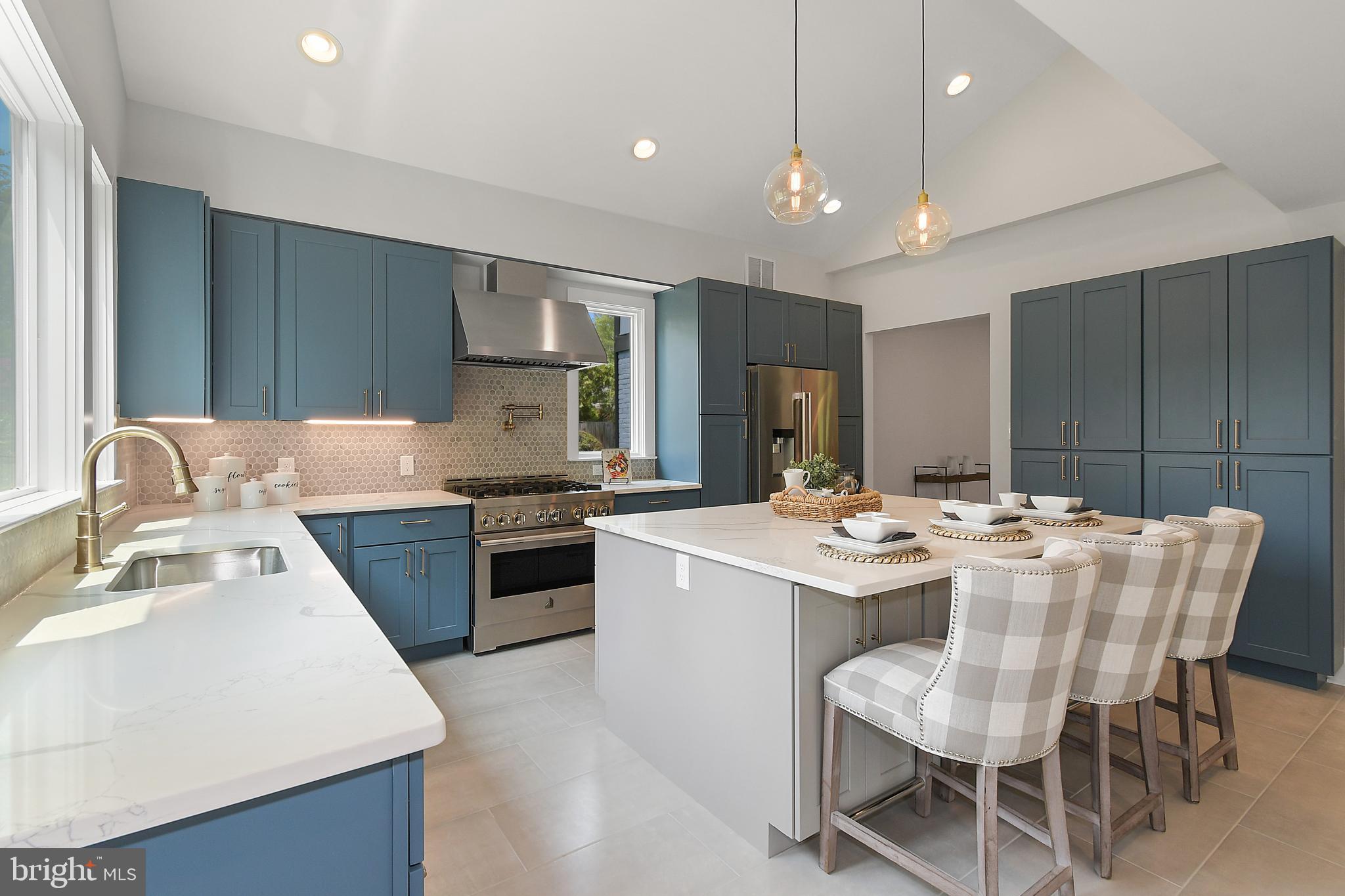 8010 Bainbridge Road Alexandria, VA 22308 - Photo 19 of 53 Kitchen