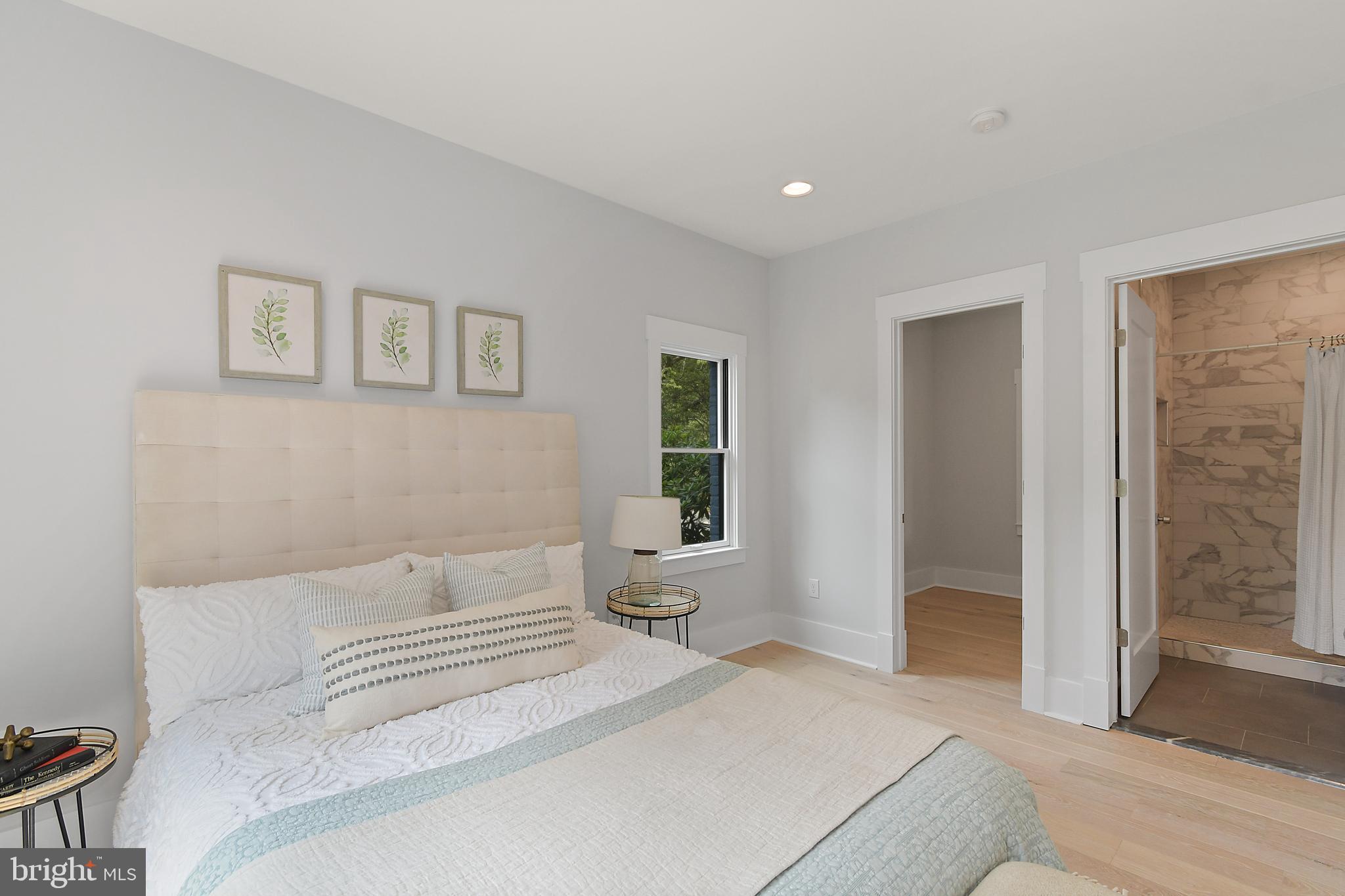 8010 Bainbridge Road Alexandria, VA 22308 - Photo 26 of 53 Main level en-suite br