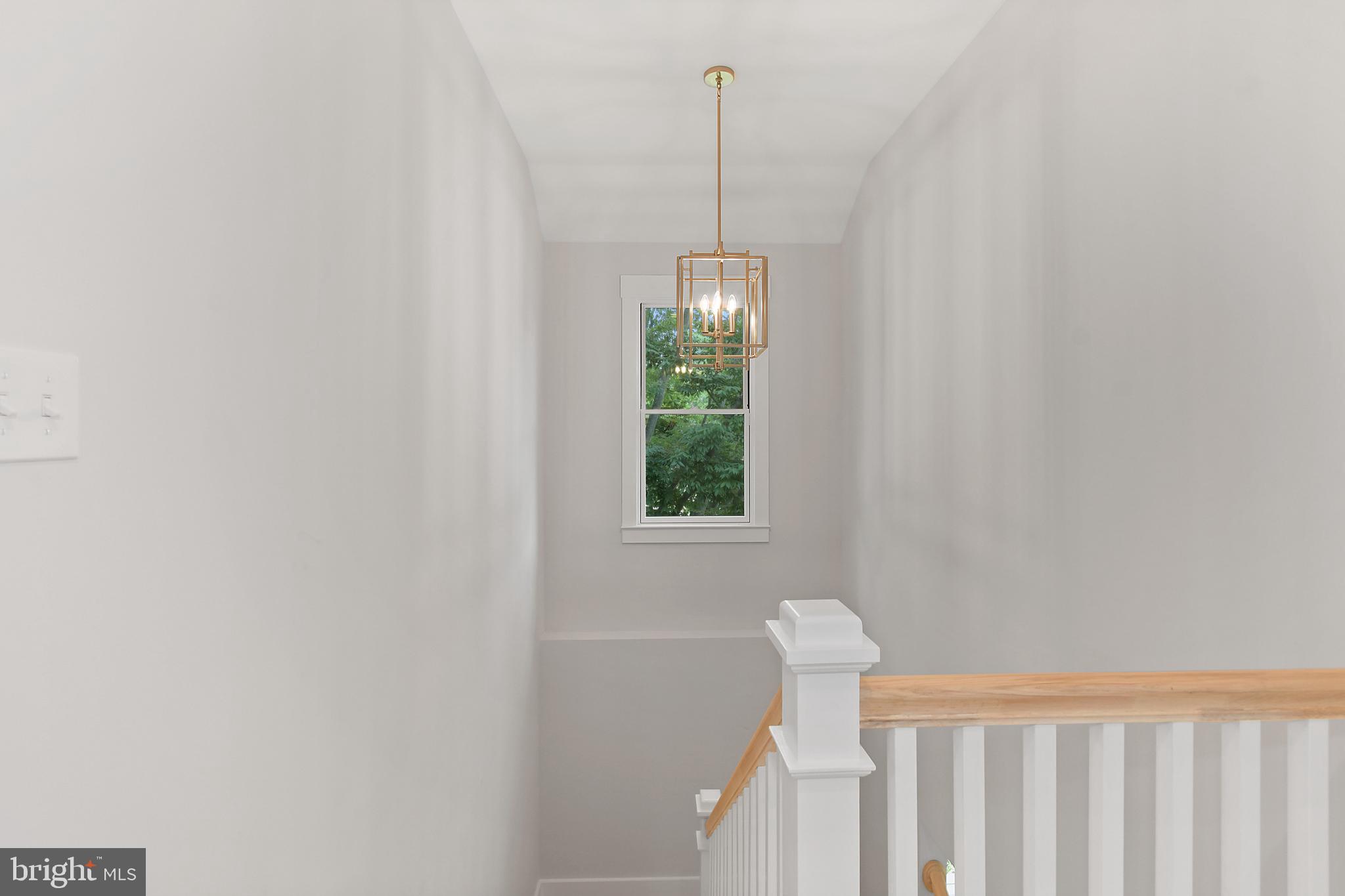 8010 Bainbridge Road Alexandria, VA 22308 - Photo 30 of 53 Upstairs landing