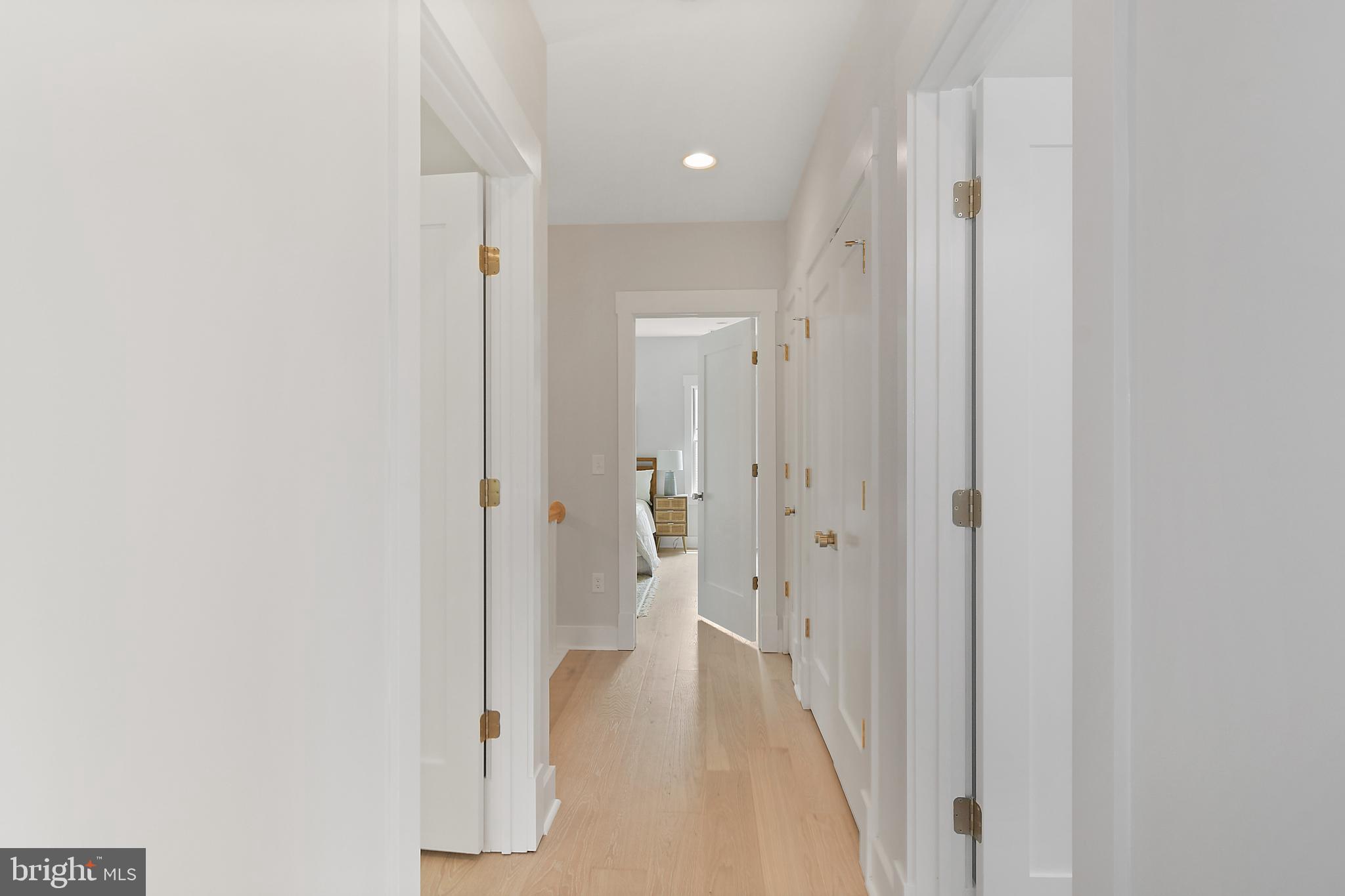 8010 Bainbridge Road Alexandria, VA 22308 - Photo 31 of 53 Upstairs hallway