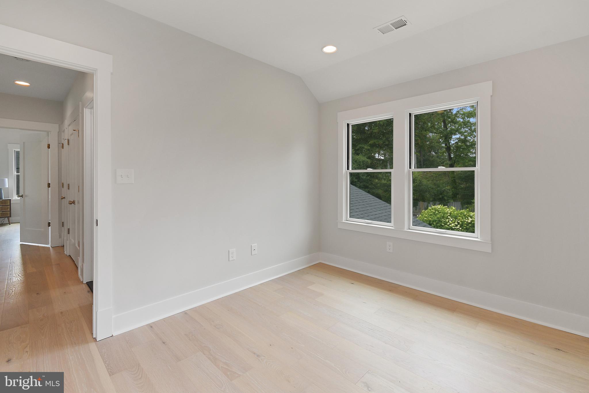 8010 Bainbridge Road Alexandria, VA 22308 - Photo 38 of 53 Second br