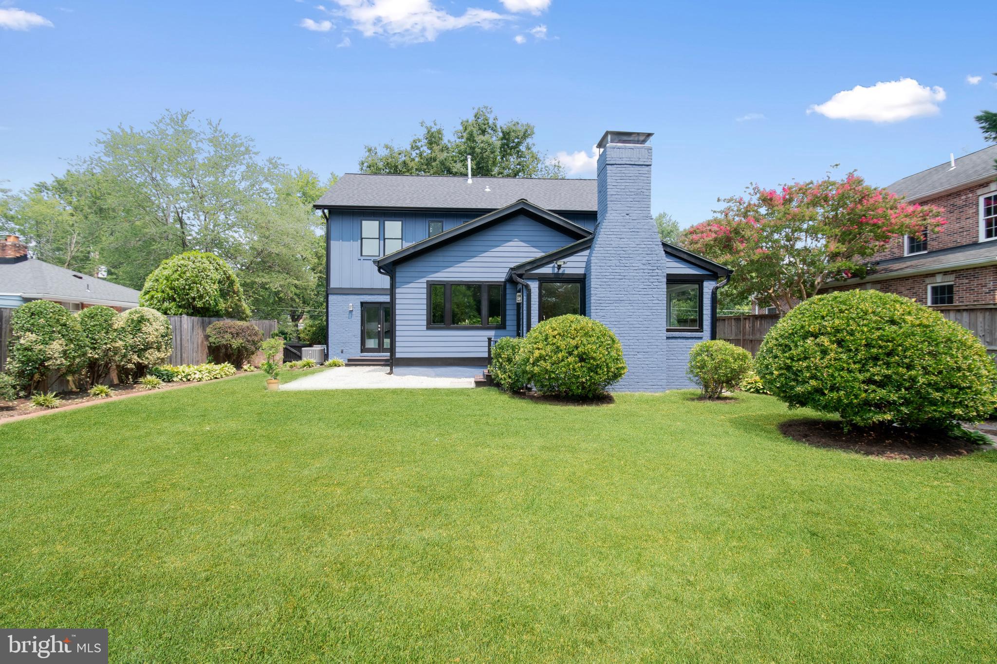 8010 Bainbridge Road Alexandria, VA 22308 - Photo 50 of 53 Rear