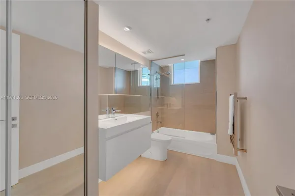 $6,950 | 6700 Indian Creek Drive, Unit 1007, Miami Beach, FL 33141