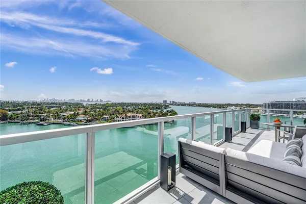 $6,950 | 6700 Indian Creek Drive, Unit 1007, Miami Beach, FL 33141