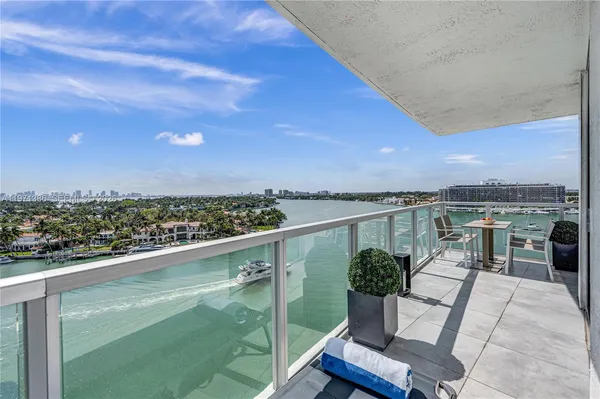 $6,950 | 6700 Indian Creek Drive, Unit 1007, Miami Beach, FL 33141