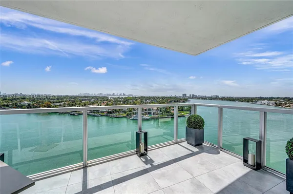 $6,950 | 6700 Indian Creek Drive, Unit 1007, Miami Beach, FL 33141