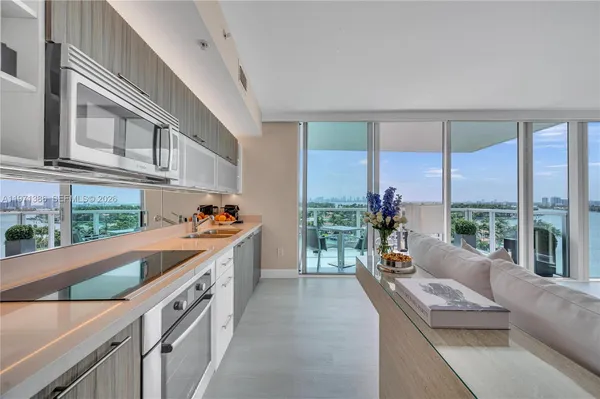 $6,950 | 6700 Indian Creek Drive, Unit 1007, Miami Beach, FL 33141