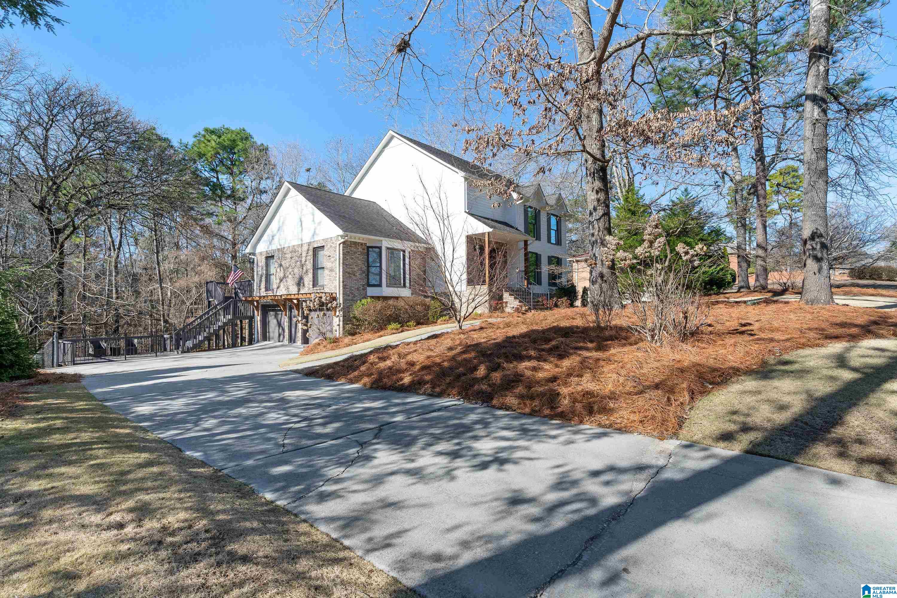 5117 Stratford Road Birmingham, AL 35242 - Photo 2 of 54