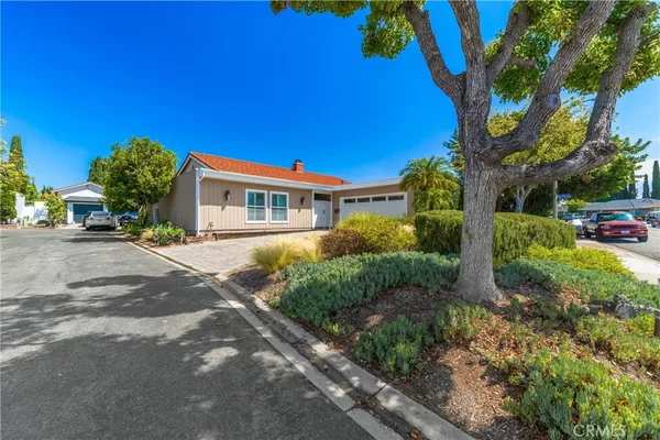 $5,000 | 23291 Downland Road, Lake Forest, CA 92630