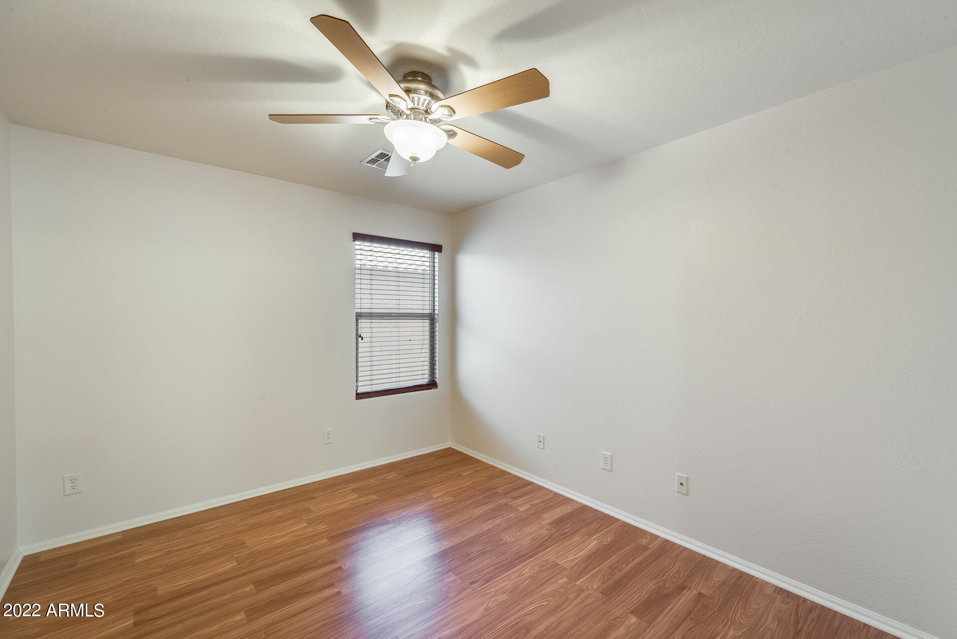 17819 West Charter Oak Road Surprise, AZ 85388 - Photo 23 of 37