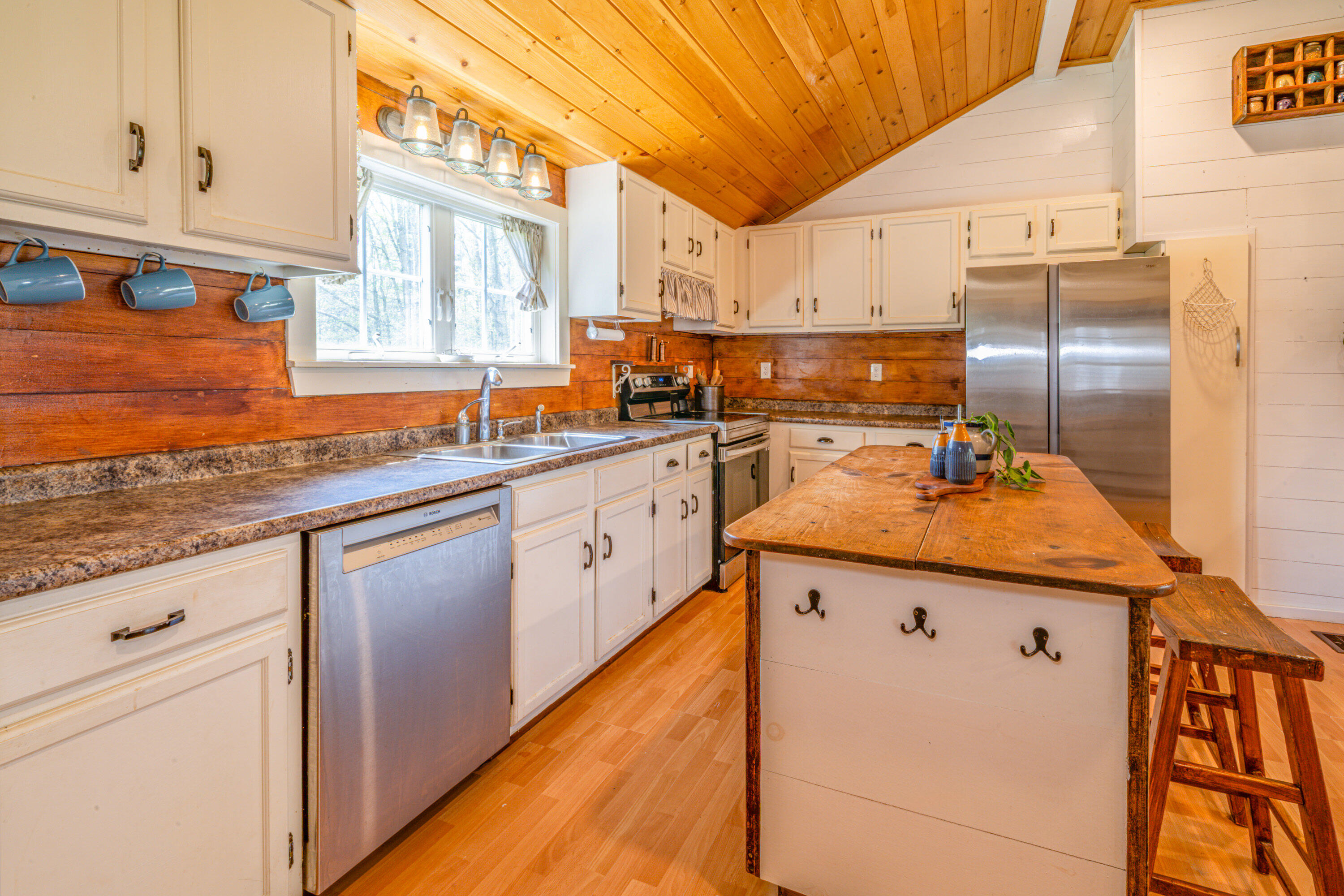 128 Shepard Road Belfast, ME 04915 - Photo 15 of 36 2246