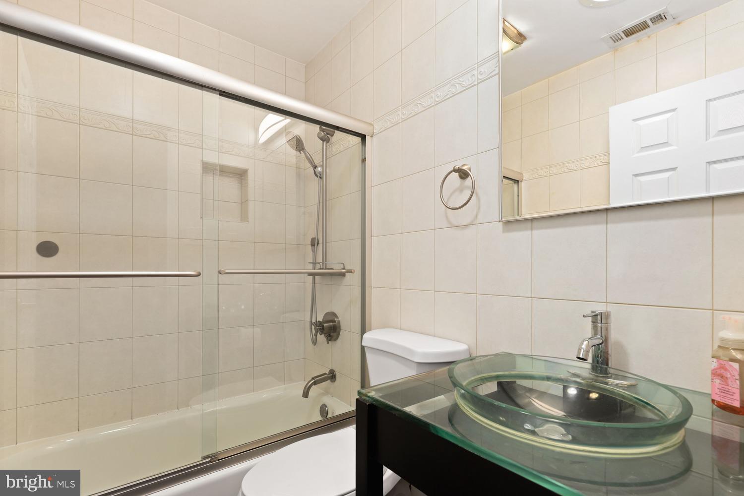 5420 Gainesville Road Springfield, VA 22151 - Photo 21 of 35