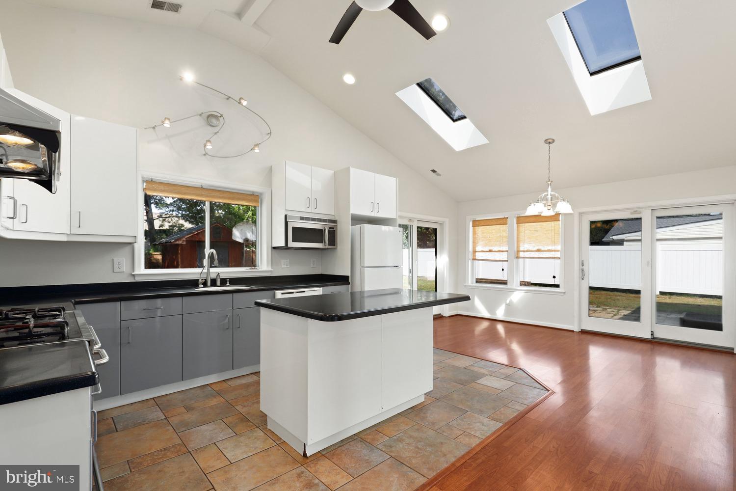 5420 Gainesville Road Springfield, VA 22151 - Photo 10 of 35