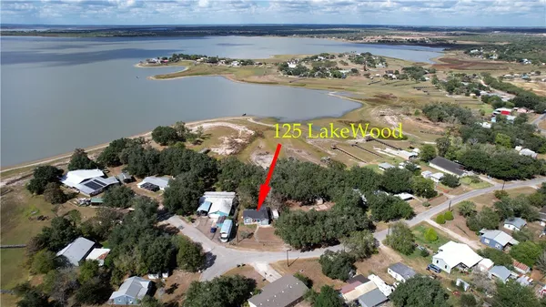 $299,000 | 125 Lakewood Drive, Mathis, TX 78368