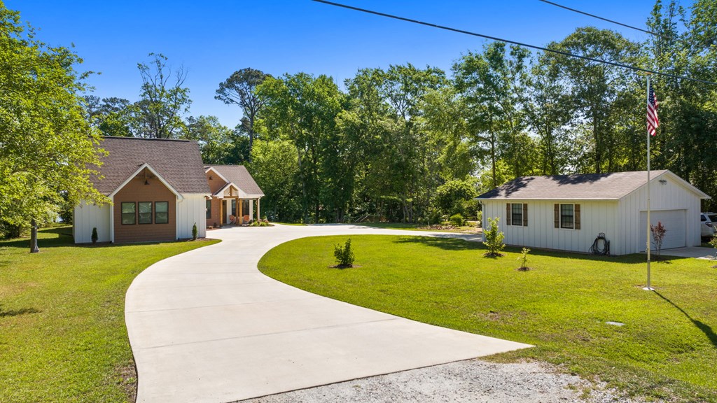 2167 Calhoun Drive Abbeville, AL 36310 - Photo 5 of 82