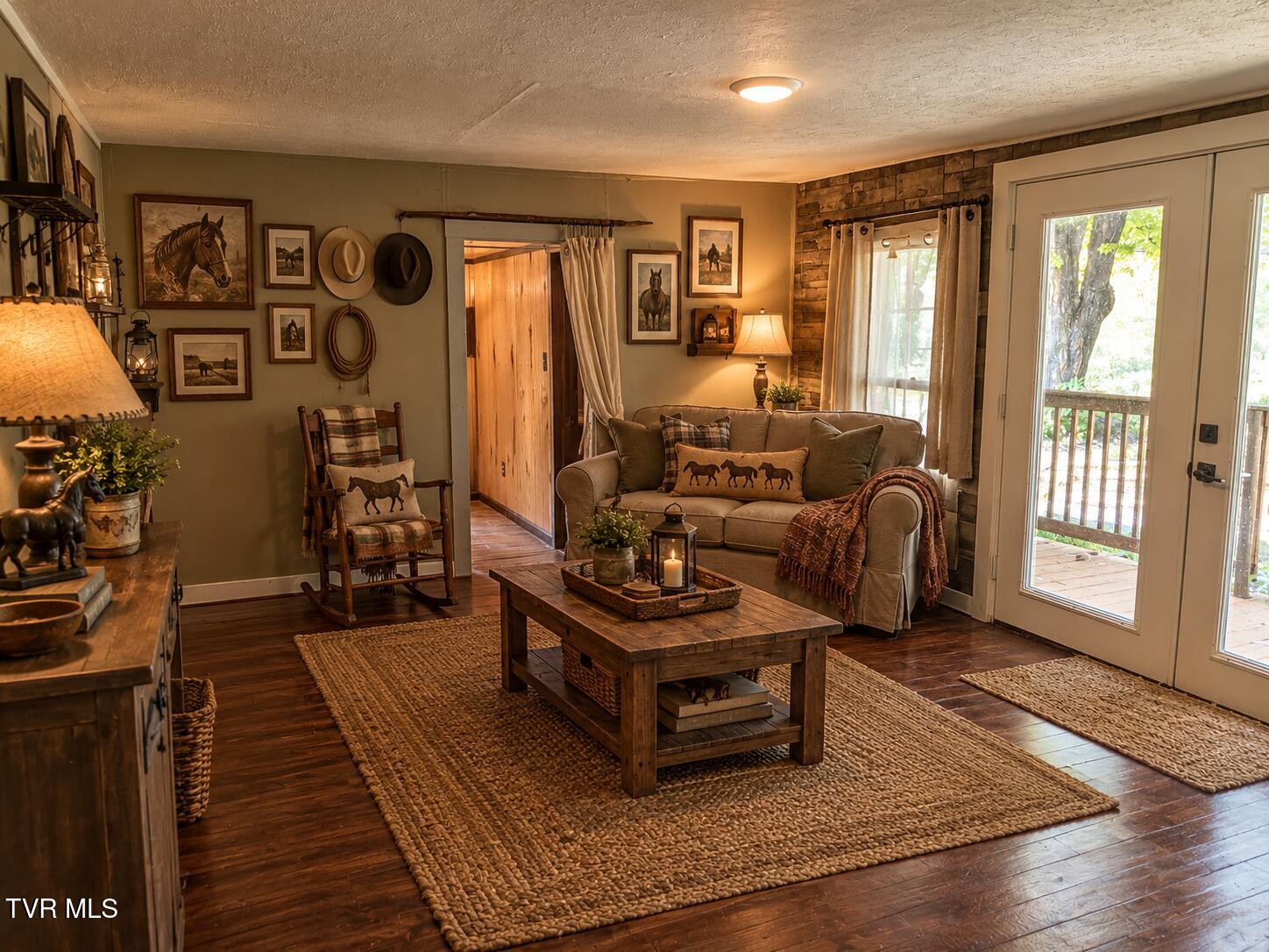 580 Cartwheel Road Greeneville, TN 37743 - Photo 6 of 30 Cozy Western Farmhouse Living Room