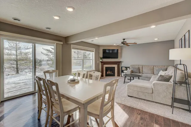 $339,900 | 9985 5th St Lane North, Lake Elmo, MN 55042