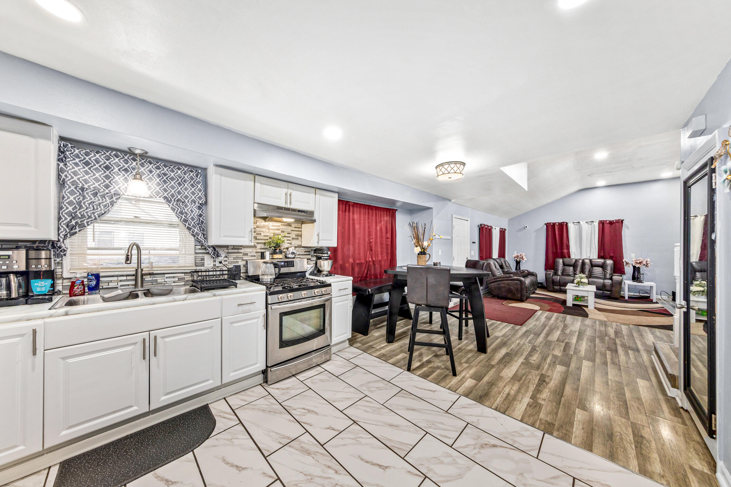 8306 West Ruby Avenue Milwaukee, WI 53218 - Photo 11 of 27 Kitchen