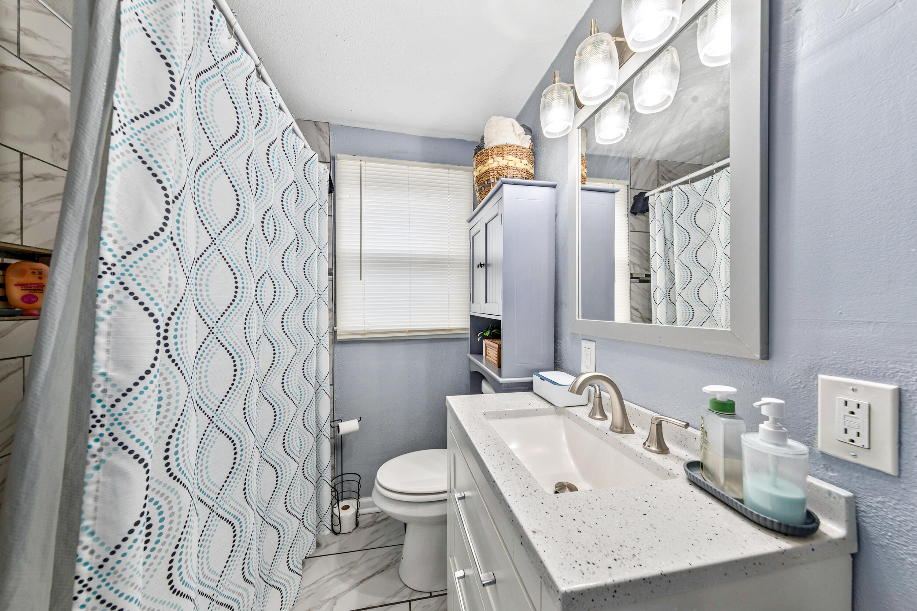 8306 West Ruby Avenue Milwaukee, WI 53218 - Photo 16 of 27 Main Floor Bathroom