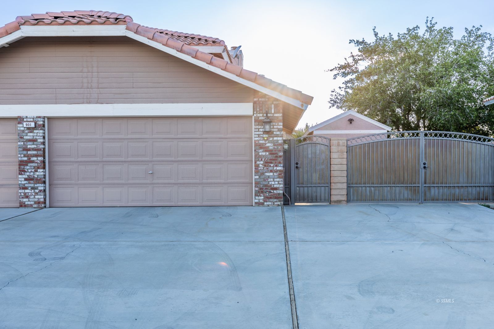 901 North Inyo Street Ridgecrest, CA 93555 - Photo 7 of 39
