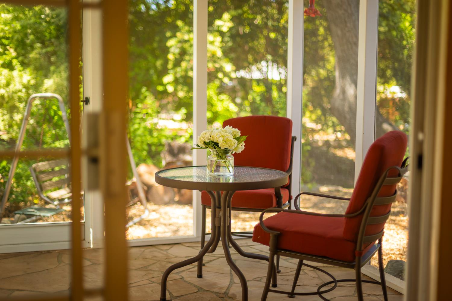 840 Fairview Road Ojai, CA 93023 - Photo 23 of 30 a dining room with furniture and window