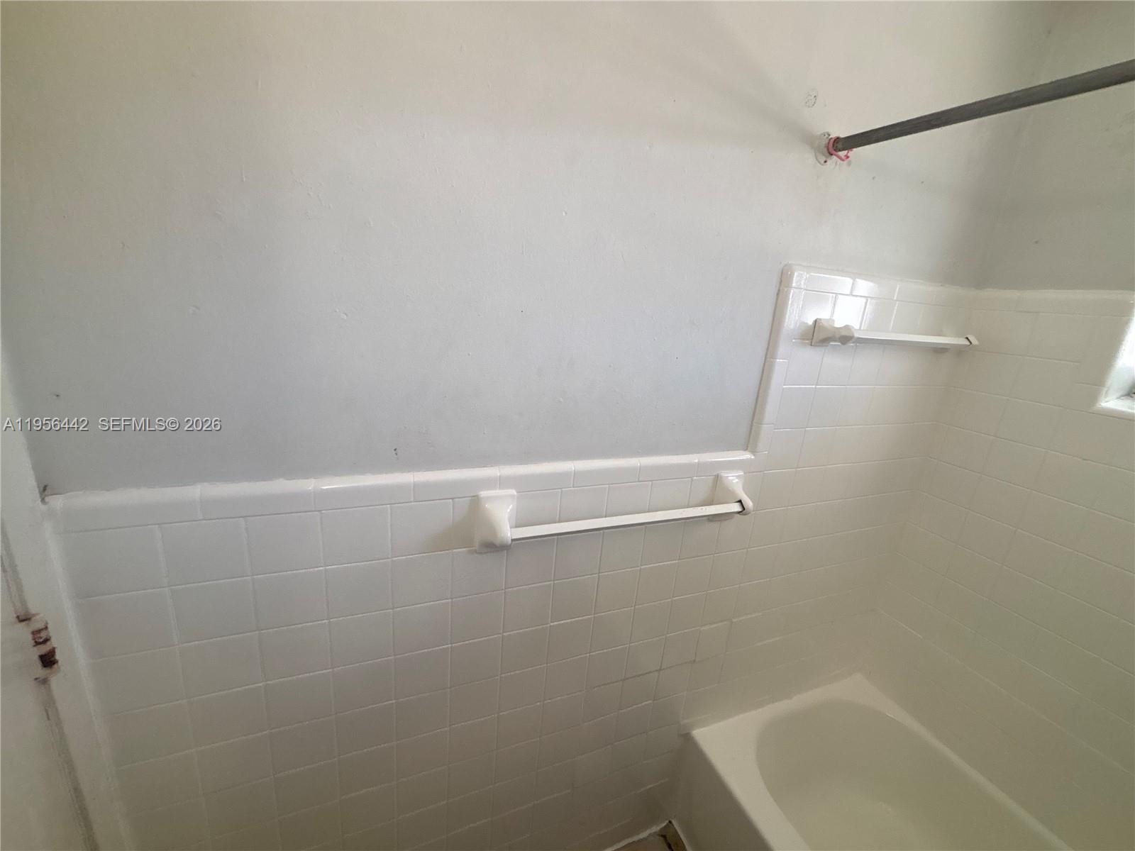 654 West 29th Street, Unit 6 Hialeah, FL 33012 - Photo 10 of 14