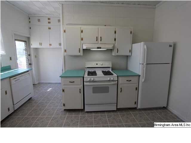 504 Goodwin Avenue Anniston, AL 36207 - Photo 17 of 27