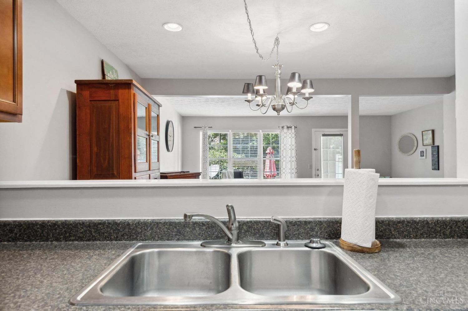 7576 Lake Pointe Maineville, OH 45039 - Photo 14 of 35